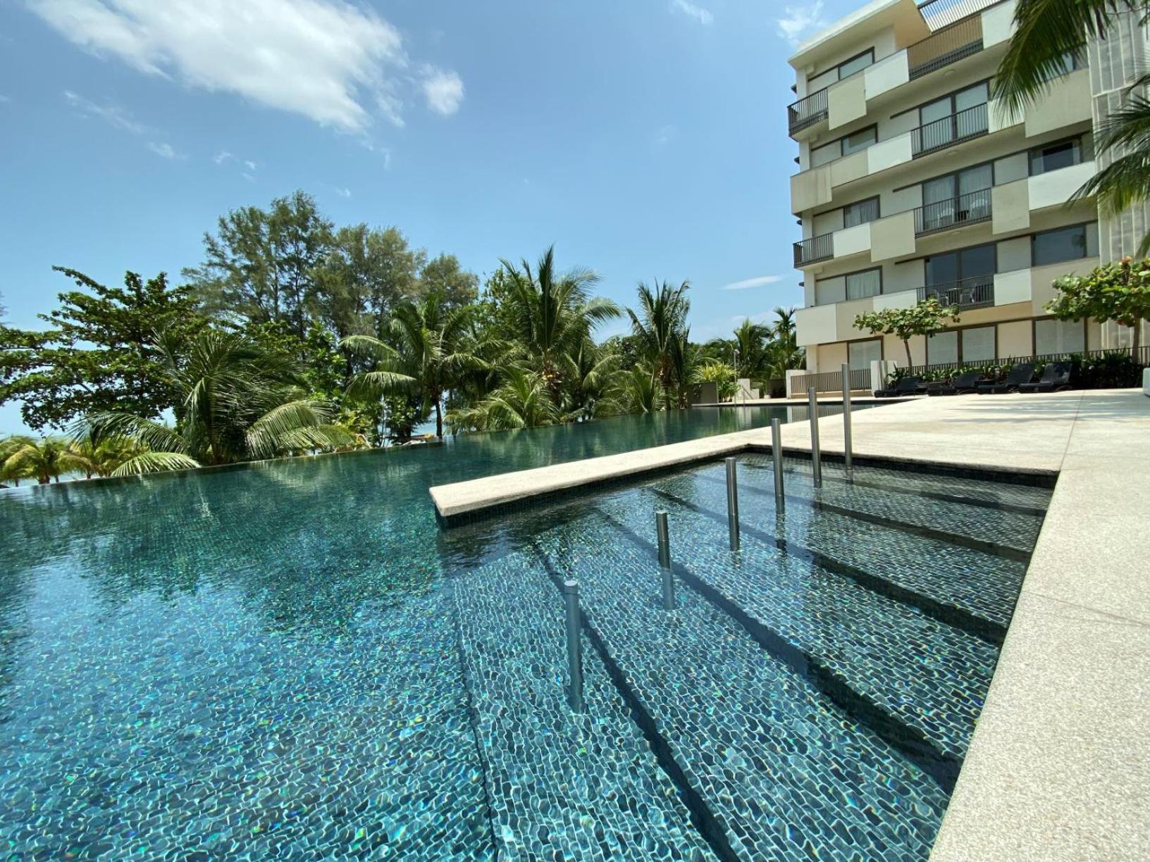 By The Sea Cozy Beachfront Home 253 Batu Feringgi Bagian luar foto